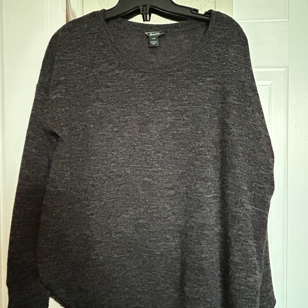 Roots sweater